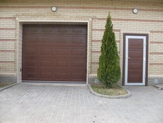 Ворота гаражные секционные, серия Standard, Алютех