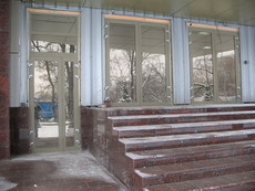 Алюминиевые наружные двери METALPLAST, ALUPROF (Польша)