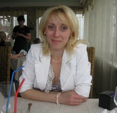 Менеджер по продажам металопластиковых конструкций.