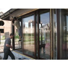 Алюминиевые откидно-сдвижные двери REYNAERS (Бельгия)