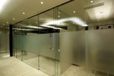 Стеклянные перегородки