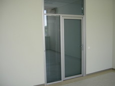 «Холодные» алюминиевые двери ALUMIL (Греция)