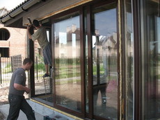 Алюминиевые раздвижные двери ALUMIL (Германия)