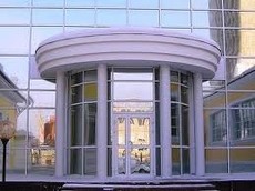 Теплые двери, входные группы из алюминия