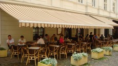 Маркизы – эффективная защита от солнца