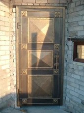 Двері вхідні