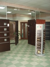Двери входные И межкомнатные