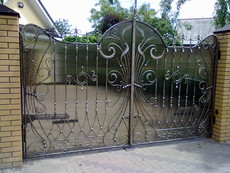 Кованые ворота, калитки, заборы, беседки, перила балконоd