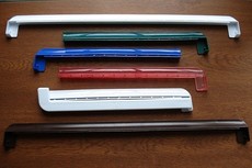 Заглушки и фиксаторы к подоконникам