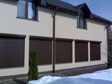 Защитные роллеты Киев, недорого.