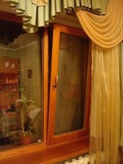 Деревянные окна и двери от компании `Волшебные окна`