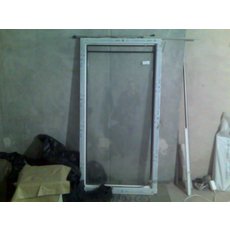 Продаю металлопластиковые балконную дверь и окно б/у