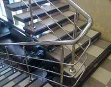 Перила из нержавеющей стали. Козырьки и навесы из нержавейки