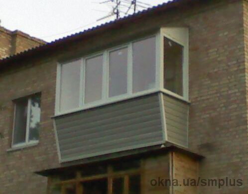 Балкон с крышей под ключ.