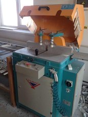 Gродам станки для окон.