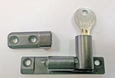 Замок на окна - защита детей от выпадания из окна