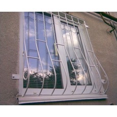 решетки на окна, заборы от 200грн/м2.