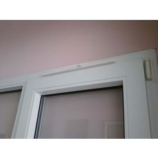 Припливно-вентиляційний віконний клапан - проветриватель. 