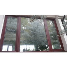 Вікна з термоізольованого алюмінію.