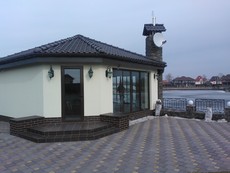 Остекление террасы, веранды и беседки
