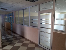 Офисные перегородки с алюминия