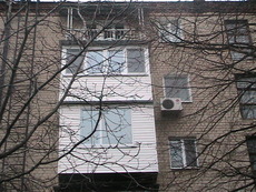 Засклення балконів і лоджій.