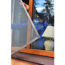 Продаж москітних сіток для вікон і дверей