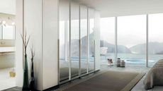 Профильные системы для раздвижного безрамного остекления