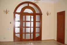 Розпродаж готових пластикових дверей безпосередньо від вироб