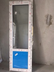 Продам металлопластиковые окна с новостроя.