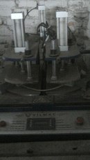 Одноголовий верстат Vilmac для пайки ПВХ.