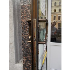 Заміна віконної фурнітури Київ, переробка вікон з поворотних