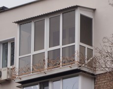 Остекление балконов, лоджий. Копмлекснный ремонт балконов