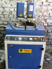 Продам одноголовый сварочник.