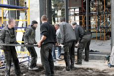 Помічник монтажника скляних конструкцій