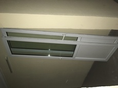 Продам металлопластиковую балконную дверь