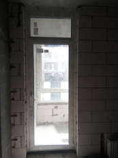 Продам нову балконні двері Рехау 2600 * 900