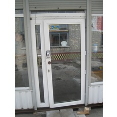 Ремонт алюминиевых и металлопластиковых дверей Киев, замена