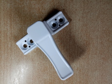 Противовзломная подвижная защелка